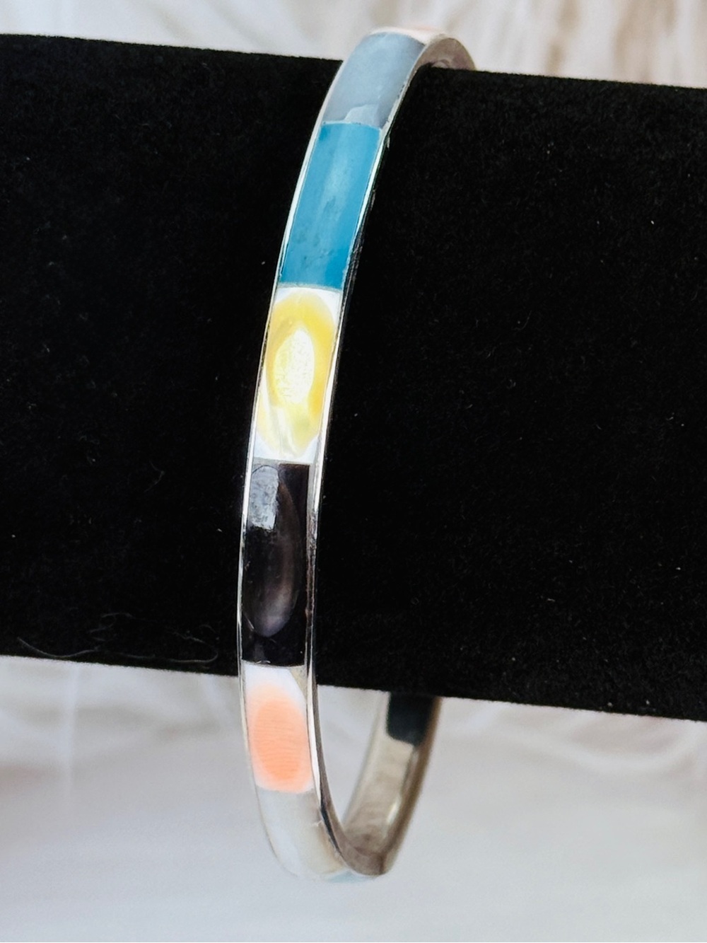 Vintage Silvertone Colorful Bangle Bracelet - Picture 4 of 11